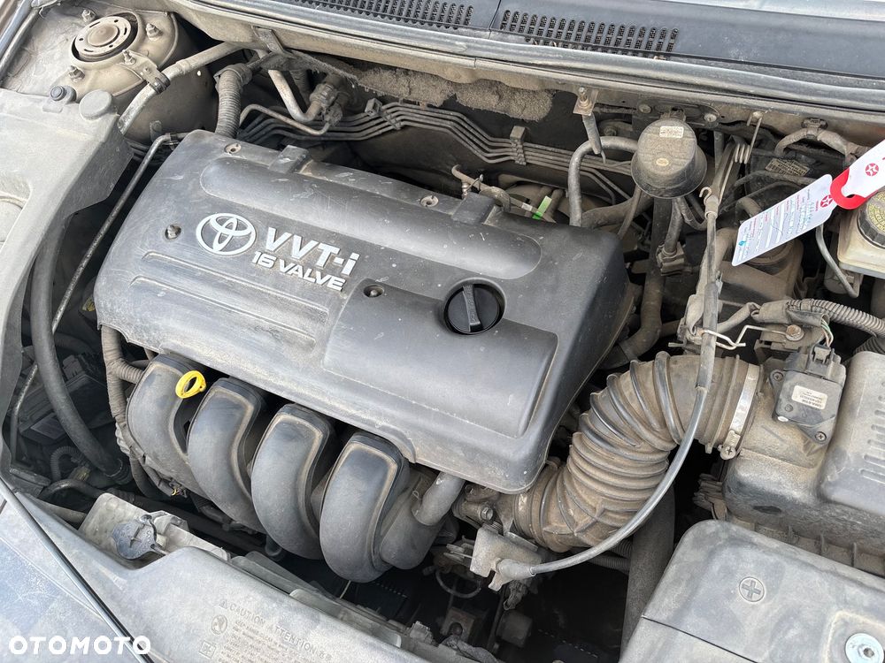 Toyota Avensis 1.8 VVT-i Terra - 8