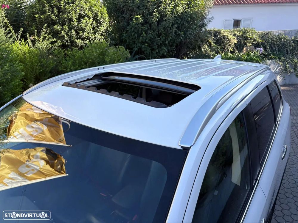 Mitsubishi Outlander 2.2 DI-D Instyle Navi - 11