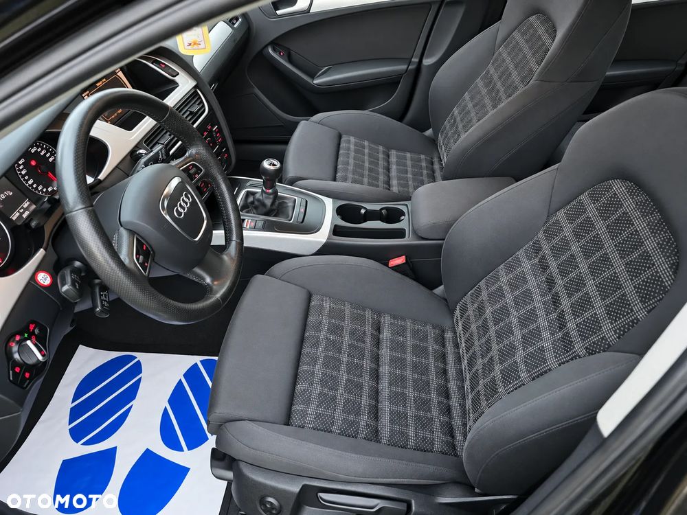 Audi A4 Avant 2.0 TFSI Attraction - 12