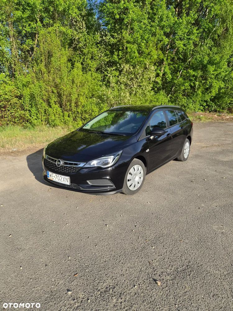 Opel Astra 1.6 CDTI Enjoy - 1