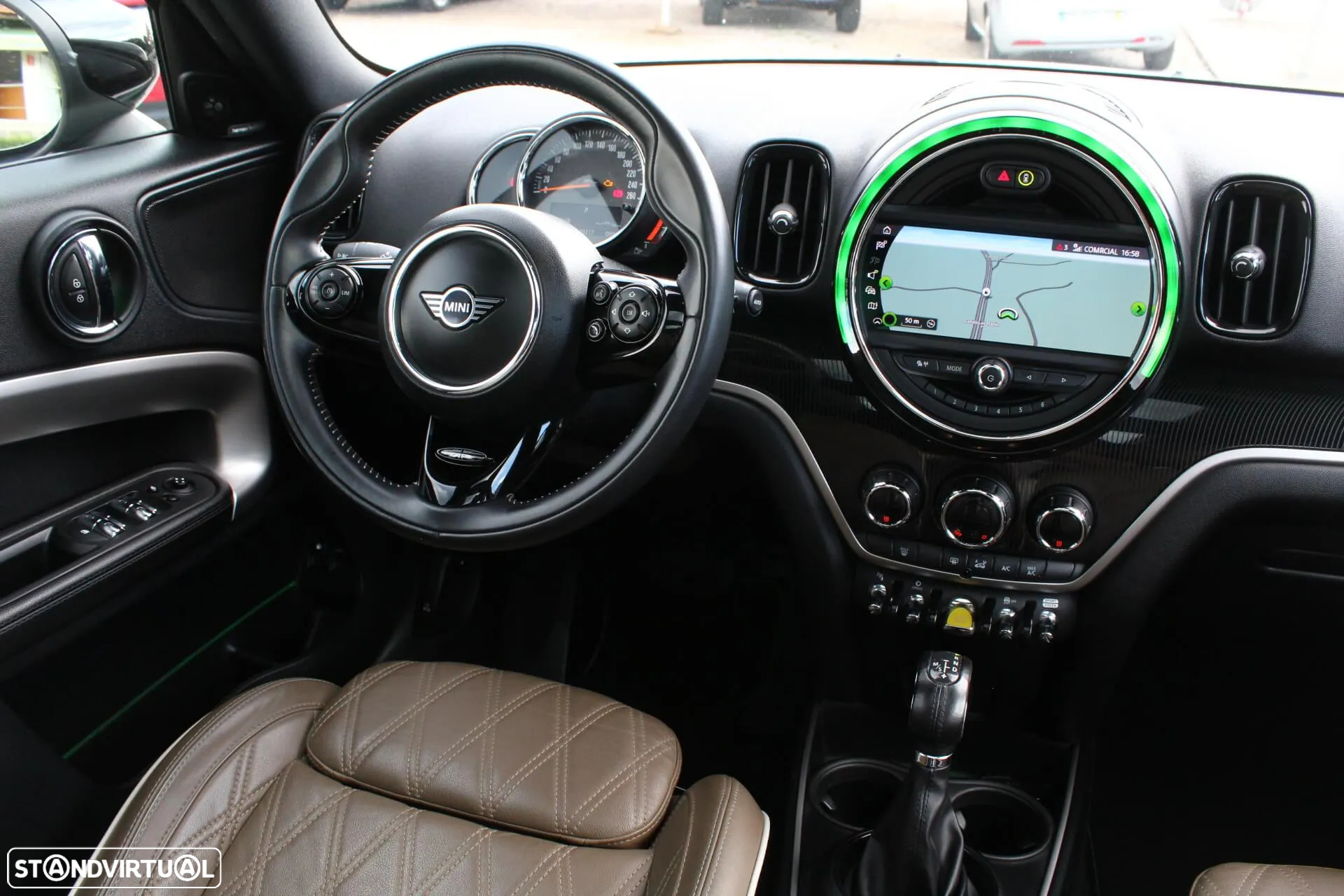 MINI Countryman Cooper SE ALL4 Auto - 12