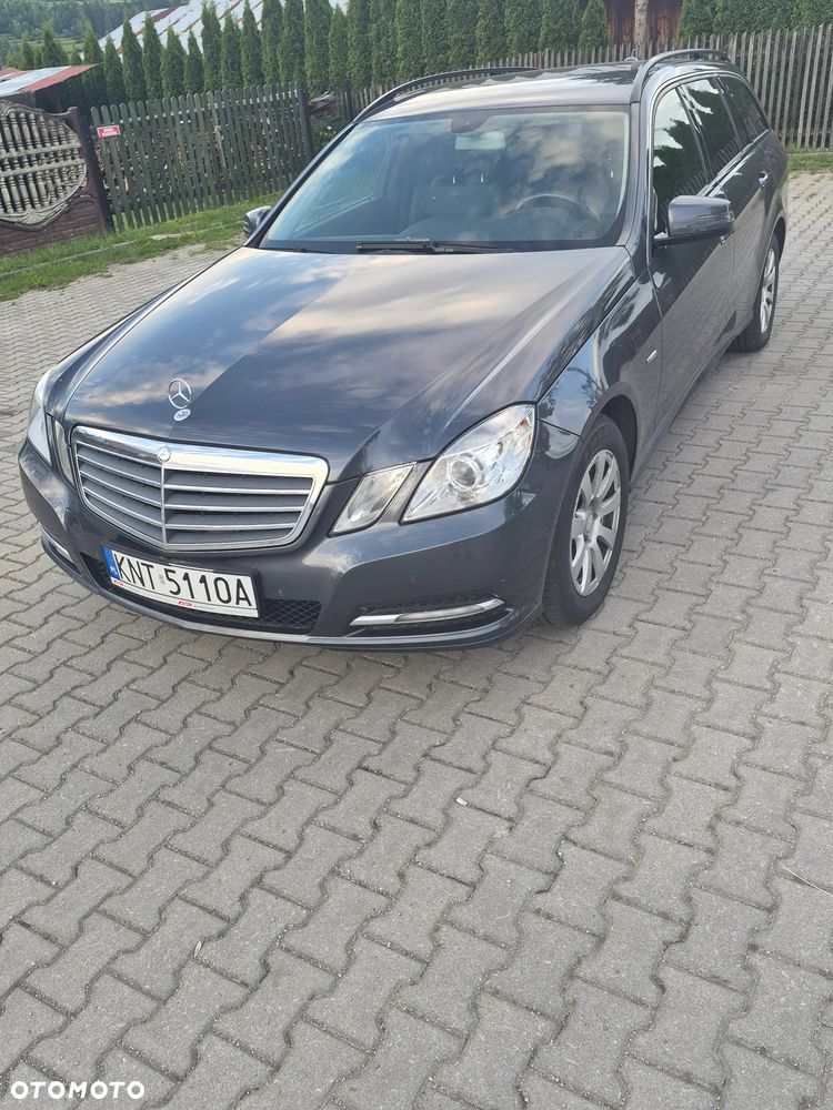 Mercedes-Benz Klasa E 200 CDI DPF BlueEFFICIENCY - 34