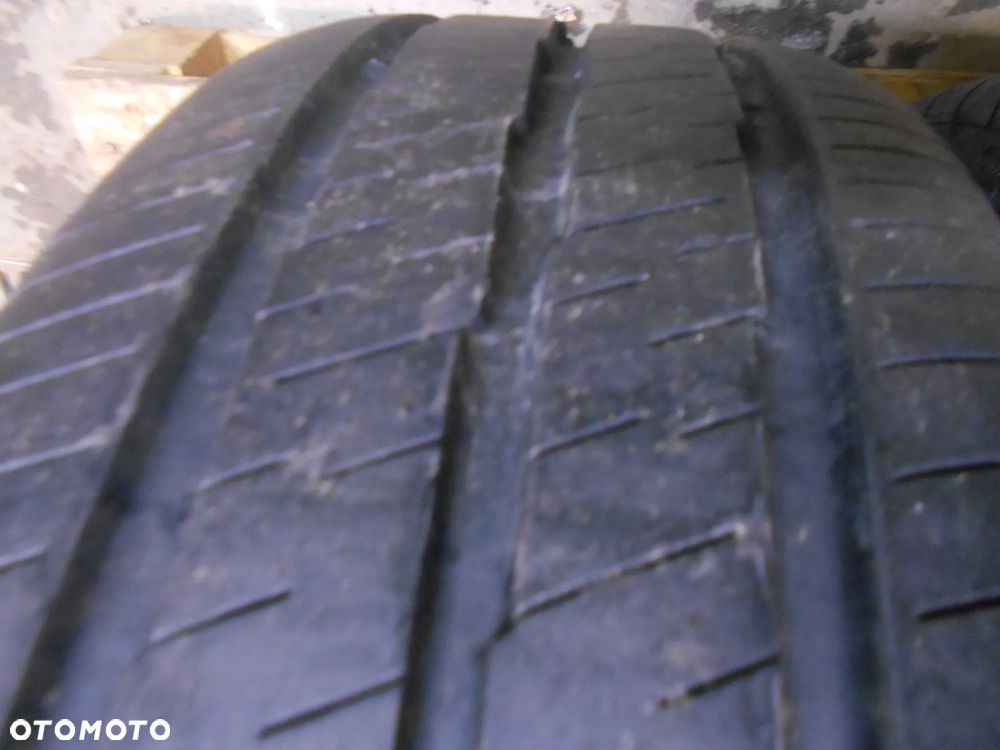 OPONY 235/65R16C CONTINENTAL VANCO ECO DOT 1917 9.4MM - 4