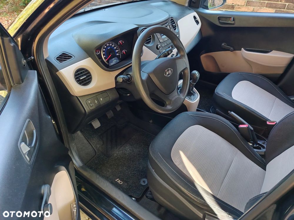 Hyundai i10 - 13