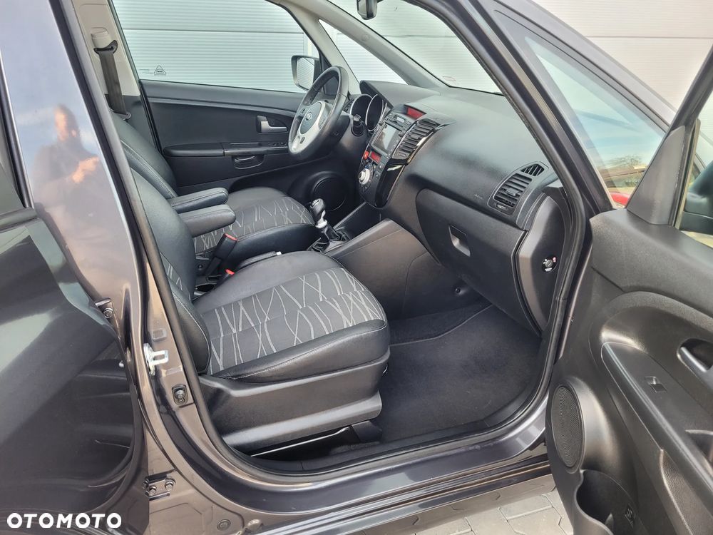 Kia Venga 1.6 CVVT Platinum Edition - 37