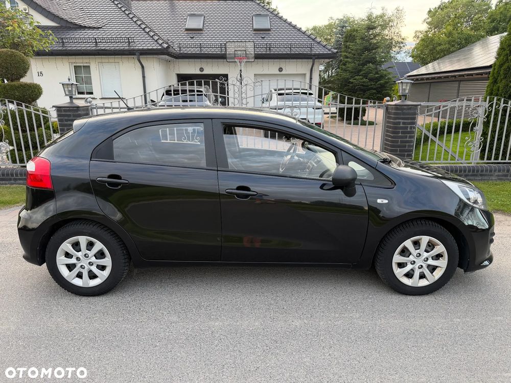 Kia Rio - 6
