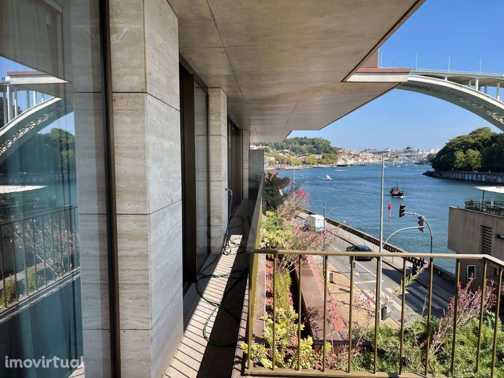 Excelente apartamento T3 com vista rio e mar - Grande imagem: 3/23