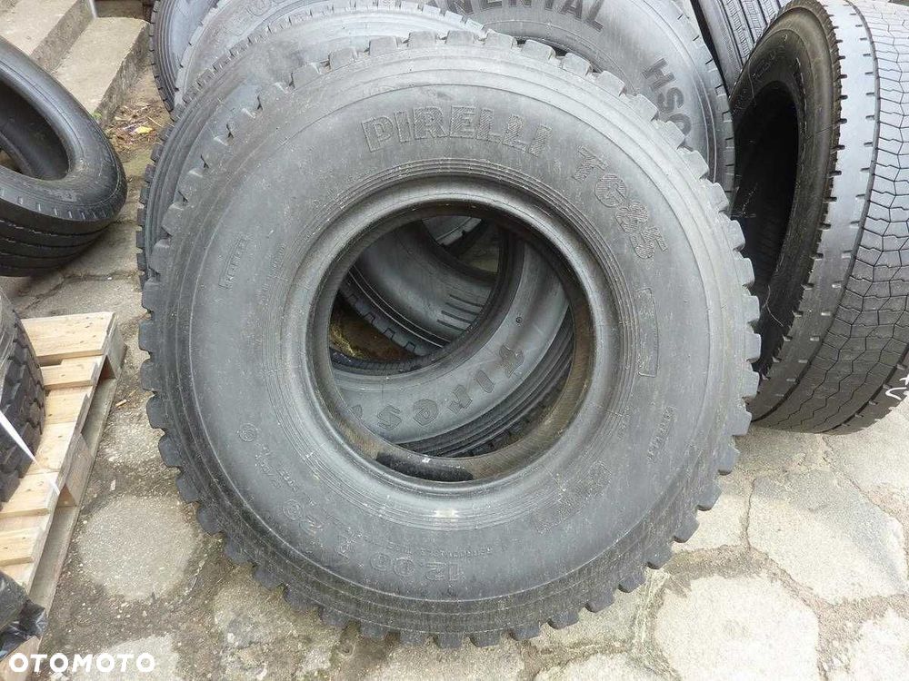 Opona używana ciężarowa 12.00R20 PIRELLI TG85; 500zł C2272 - 2