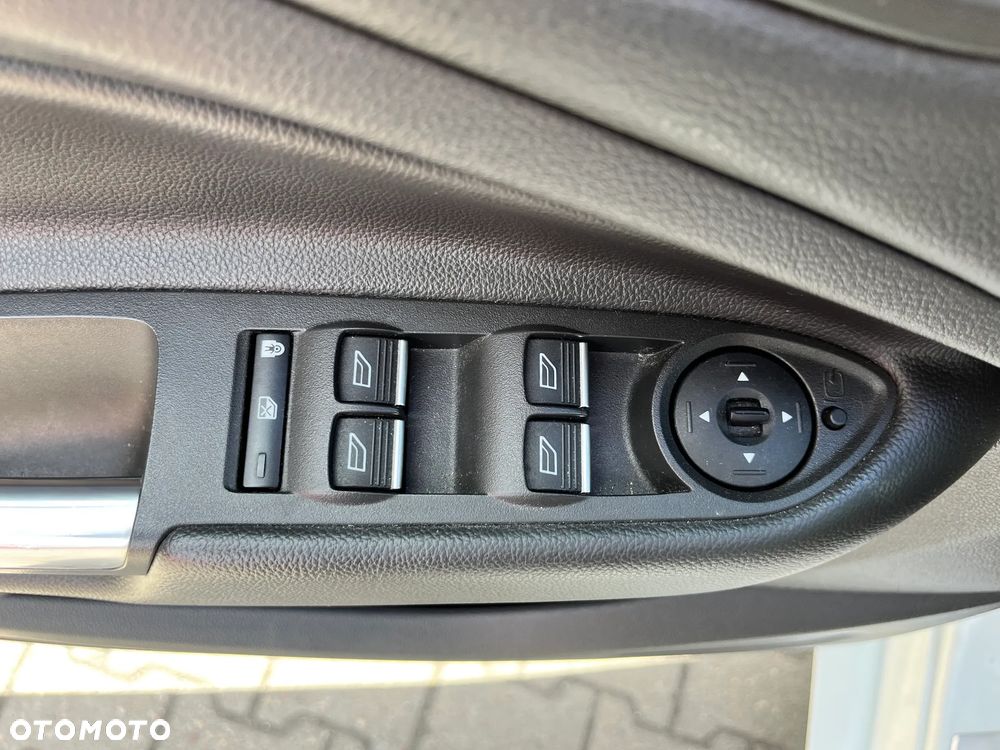 Ford Kuga 1.5 EcoBoost FWD ST-Line ASS GPF - 17