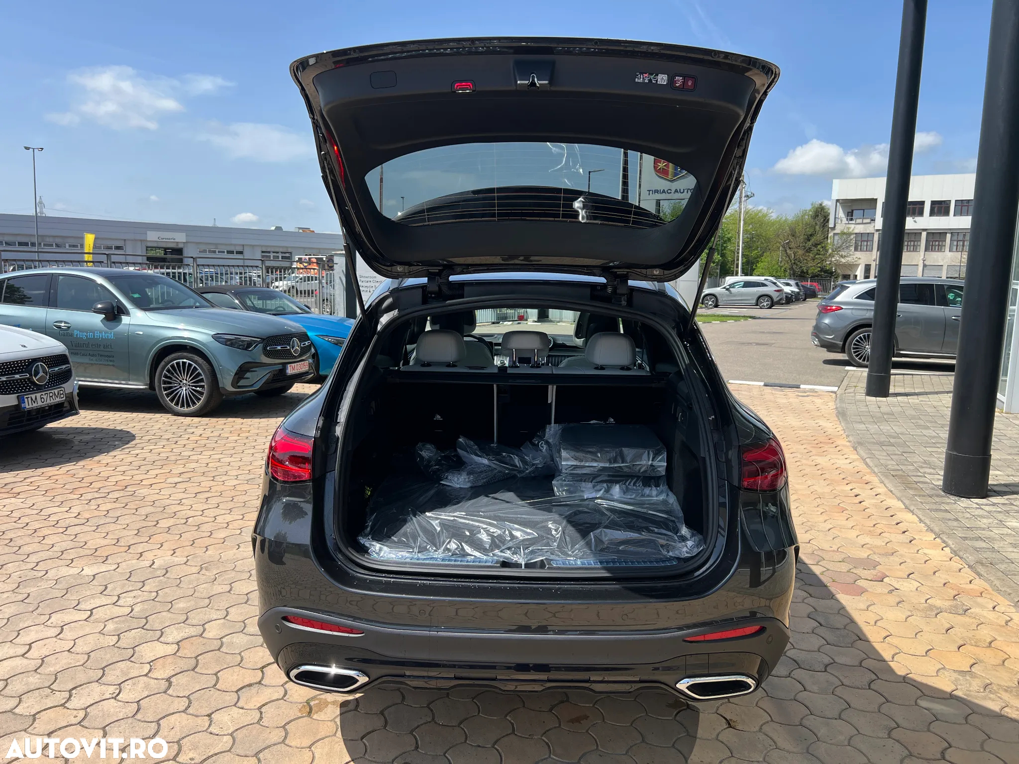 Mercedes-Benz GLC 300 e 4MATIC - 15