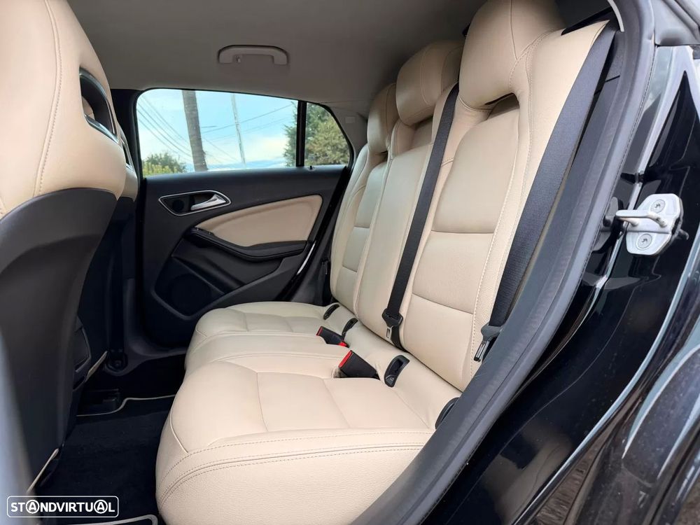 Mercedes-Benz CLA 200 d Shooting Brake Urban Aut. - 25