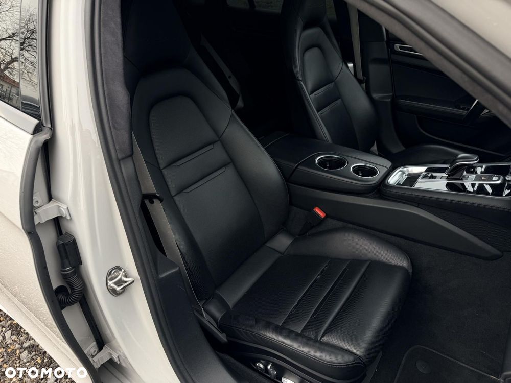 Porsche Panamera Turbo S E-Hybrid - 15