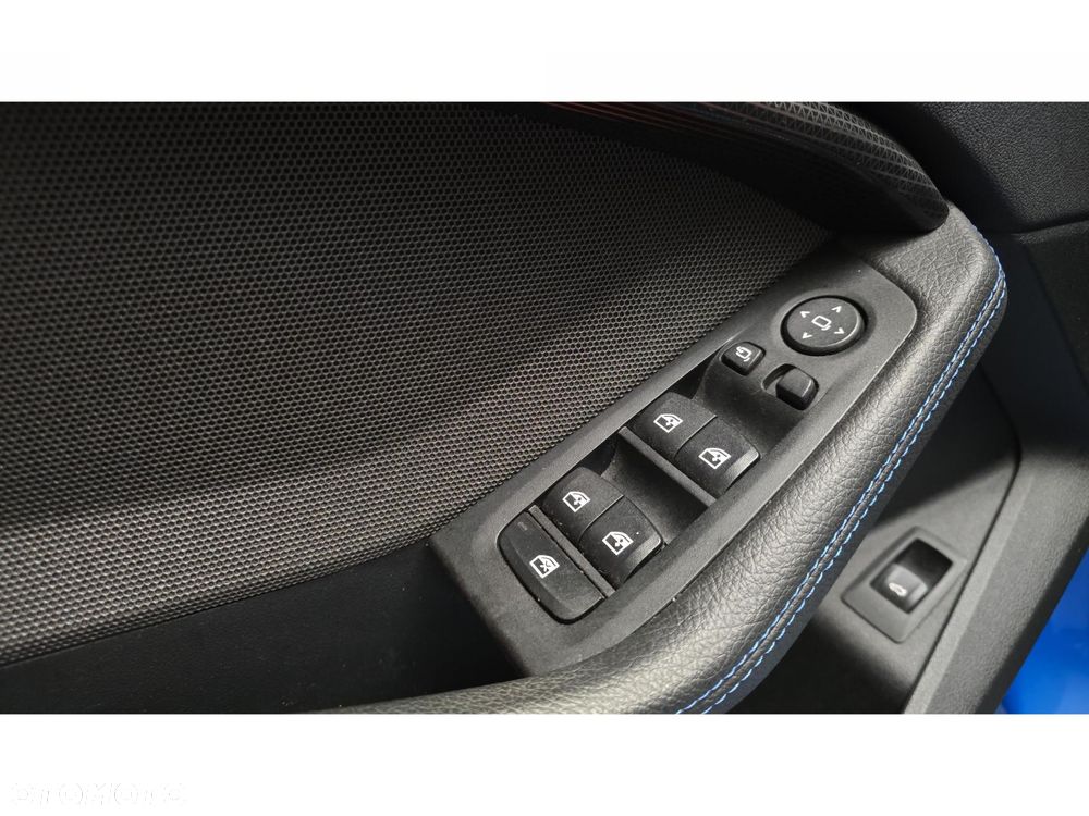 BMW Seria 1 118i - 30