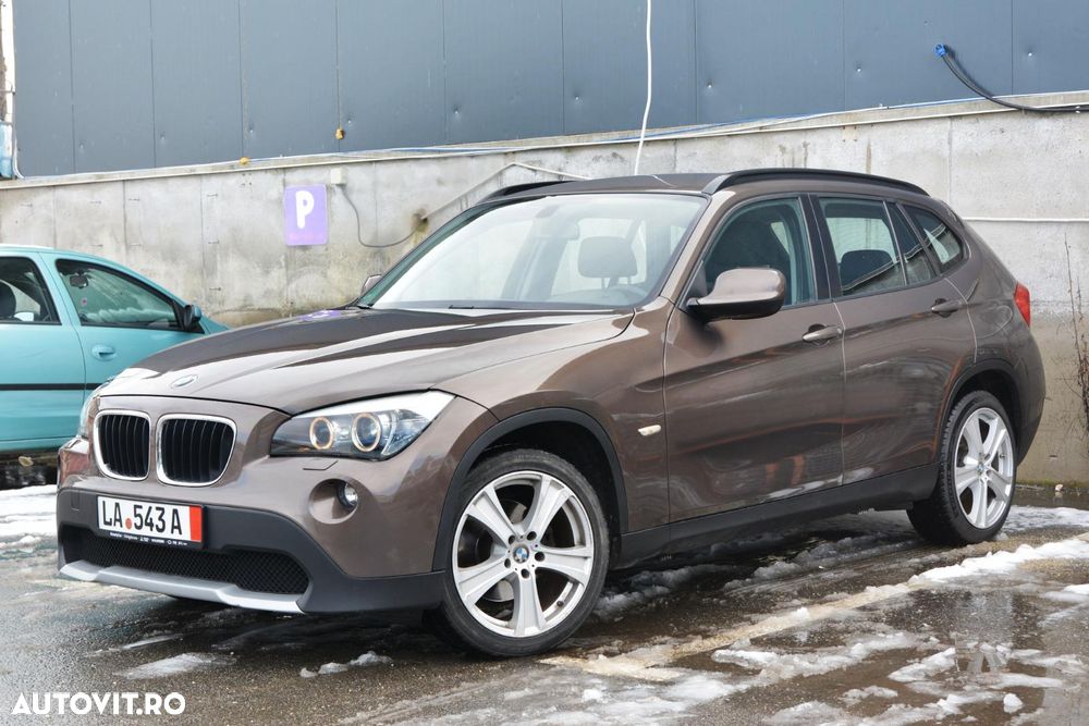 BMW X1 sDrive18d Aut. Sport Line - 1