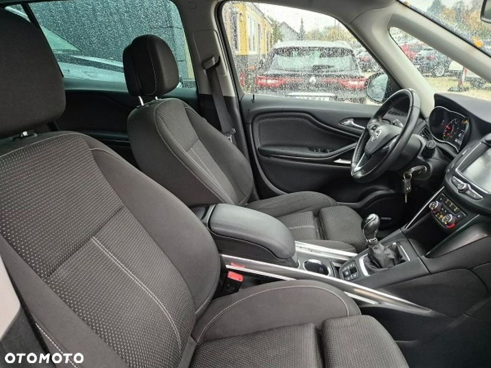 Opel Zafira - 21
