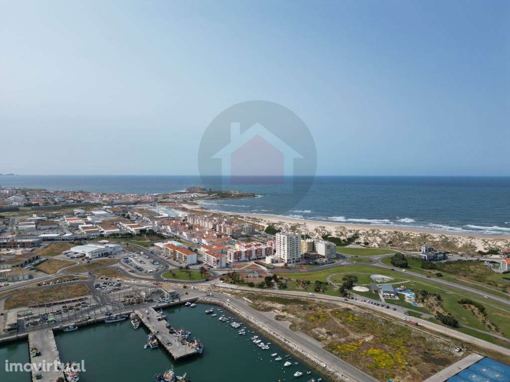 Espaço comercial com 127 m² de área total, distribuída por dois pis... - Grande imagem: 5/20