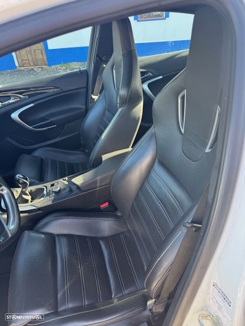 Opel Insignia 2.8 V6 Turbo 4x4 OPC - 16