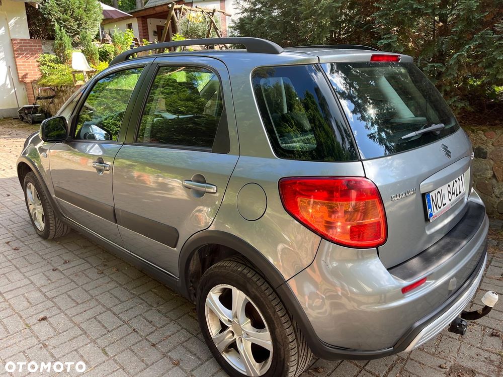 Suzuki SX4 1.6 GS / Premium 4WD - 2