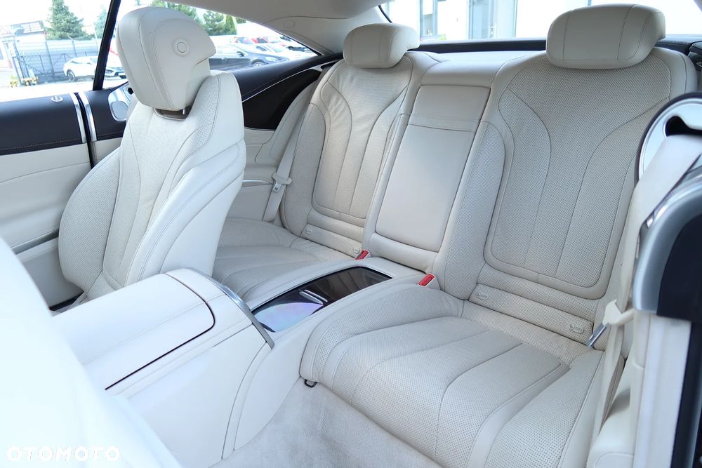 Mercedes-Benz Klasa S 500 4-Matic 7G-TRONIC - 32