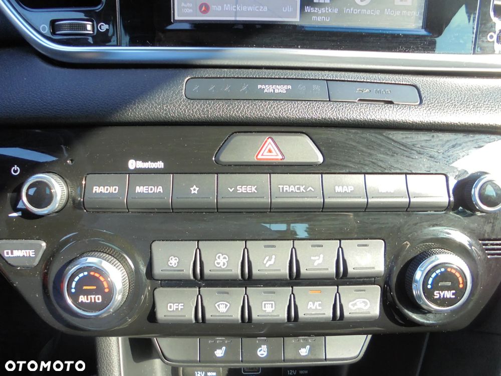 Kia Sportage 1.6 CRDI AWD Eco-Dynamics+ (48V M-H) DCT PLATINUM - 19