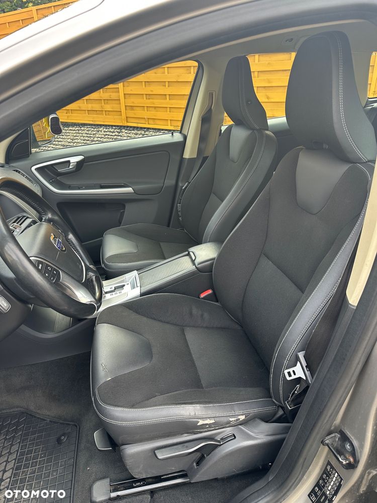 Volvo XC 60 - 18
