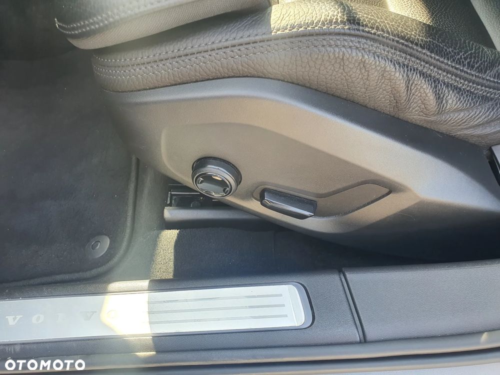 Volvo V90 D4 AWD Geartronic Inscription - 16