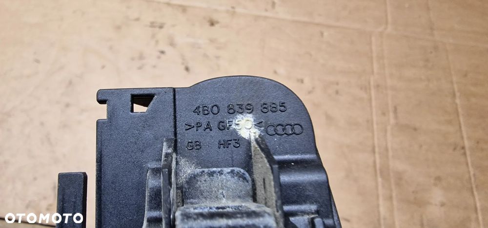 Klamka prawy przód przednia prawa Audi A4 B6 LZ6E 4B0839885 - 5