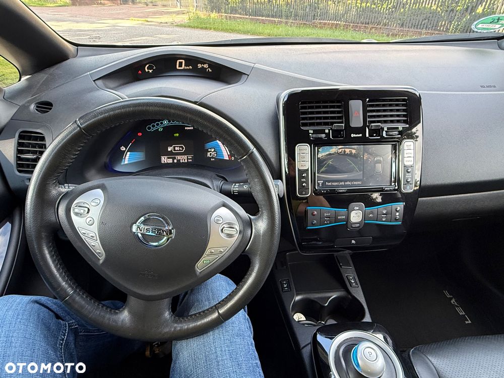 Nissan Leaf - 12