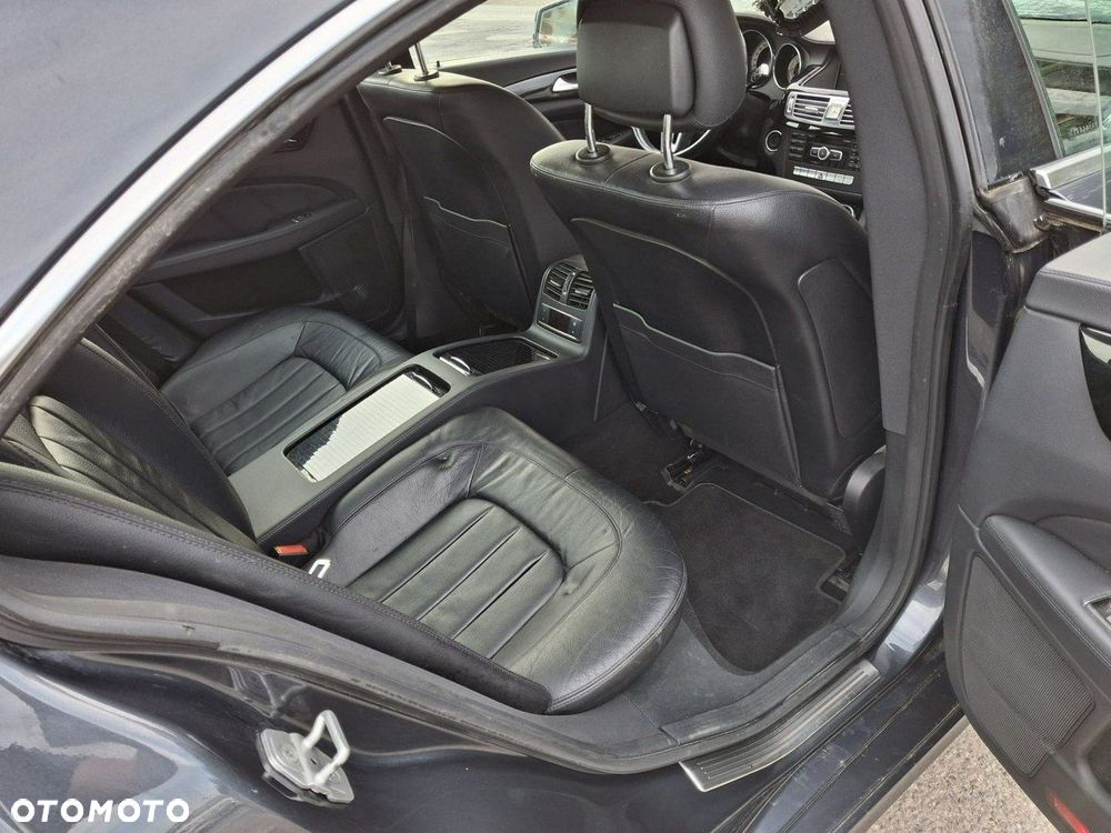 Mercedes-Benz CLS - 17