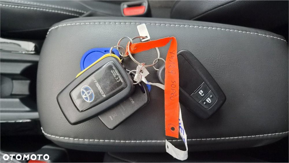 Toyota Corolla 1.8 Hybrid GPF Comfort - 17