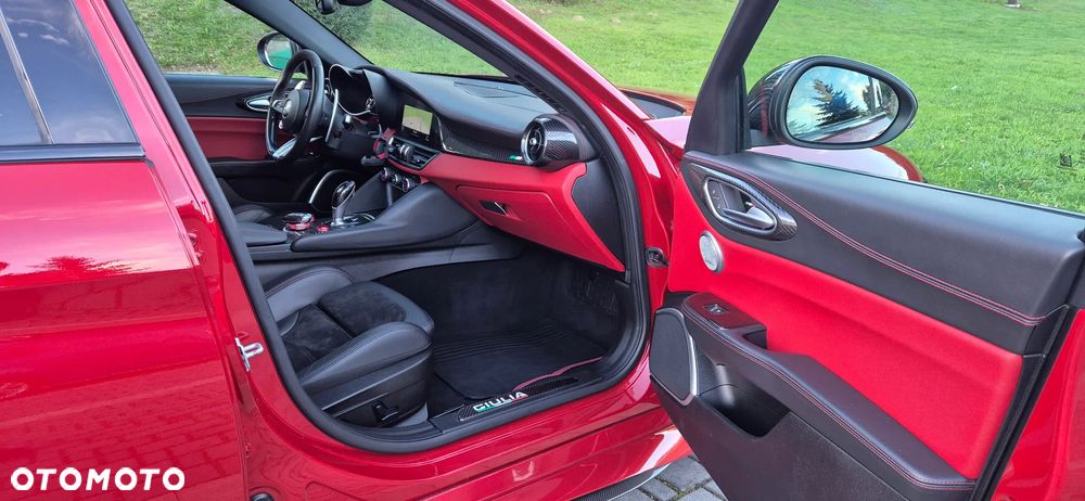 Alfa Romeo Giulia 2.9 Bi Turbo V6 Quadrifoglio Nring - 22