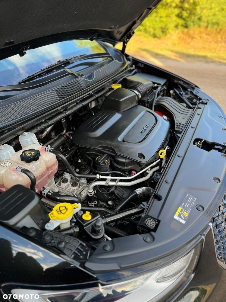 Chrysler Pacifica - 7