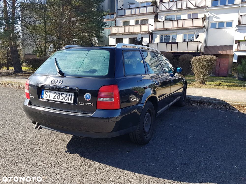 Audi A4 Avant - 4