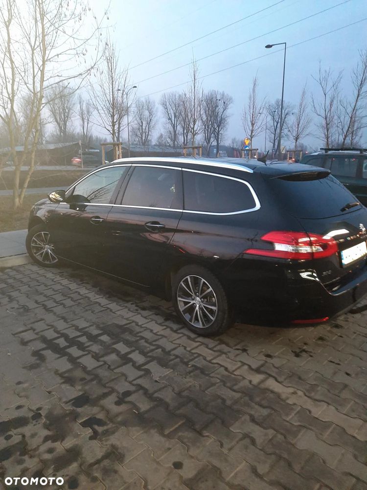 Peugeot 308 2.0 BlueHDi Allure S&S - 5