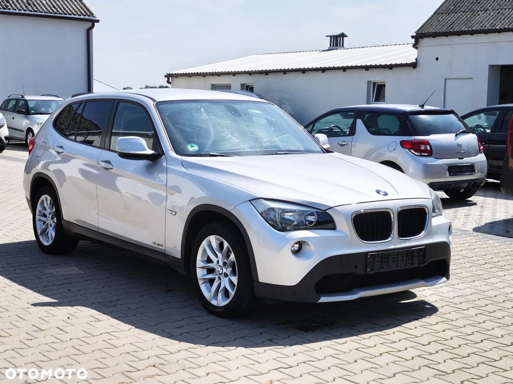 BMW X1 sDrive18i - 1