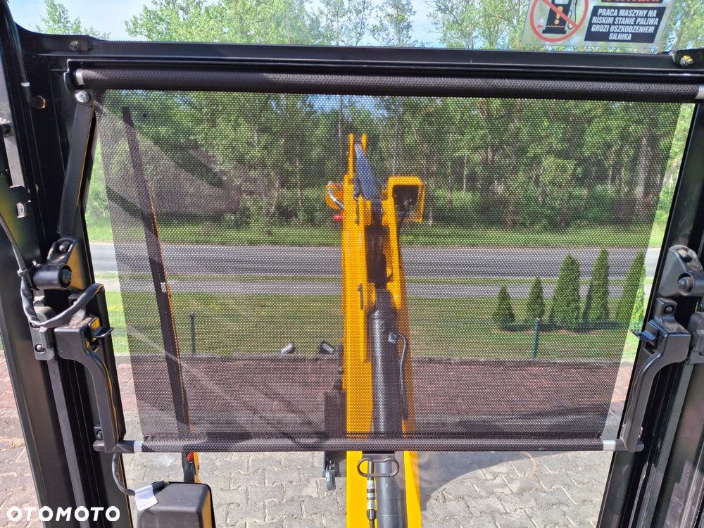JCB 16C-1 - 14