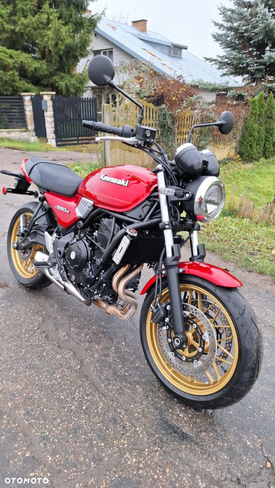 Kawasaki Z 650 RS - 4