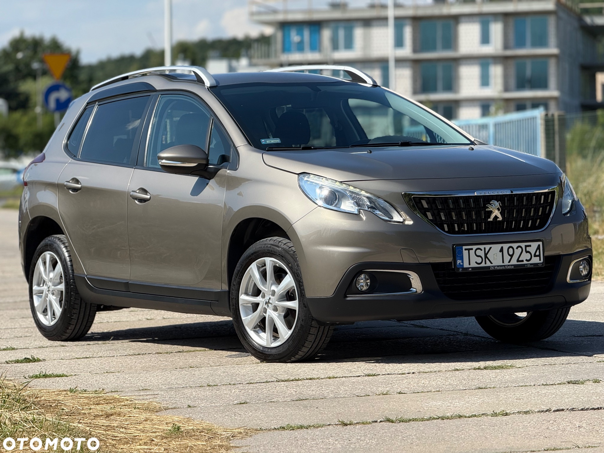 Peugeot 2008 1.2 Pure Tech Active S&S - 12