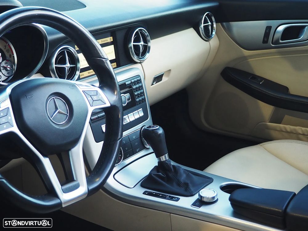 Mercedes-Benz SLK 200 Kompressor Auto Sport Edition - 27