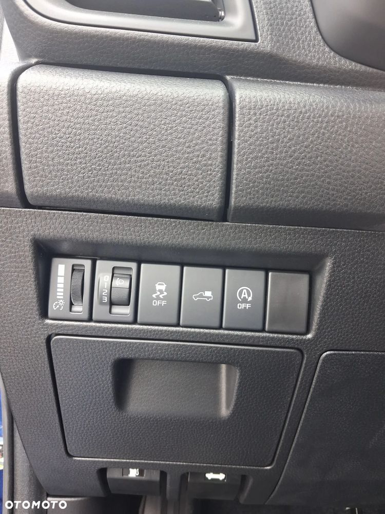 Isuzu D-Max 1.9 DC LS - 10