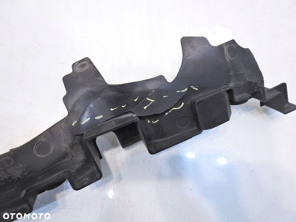 KIEROWNICA POWIETRZA LEWA AUDI A4 B7 - 3