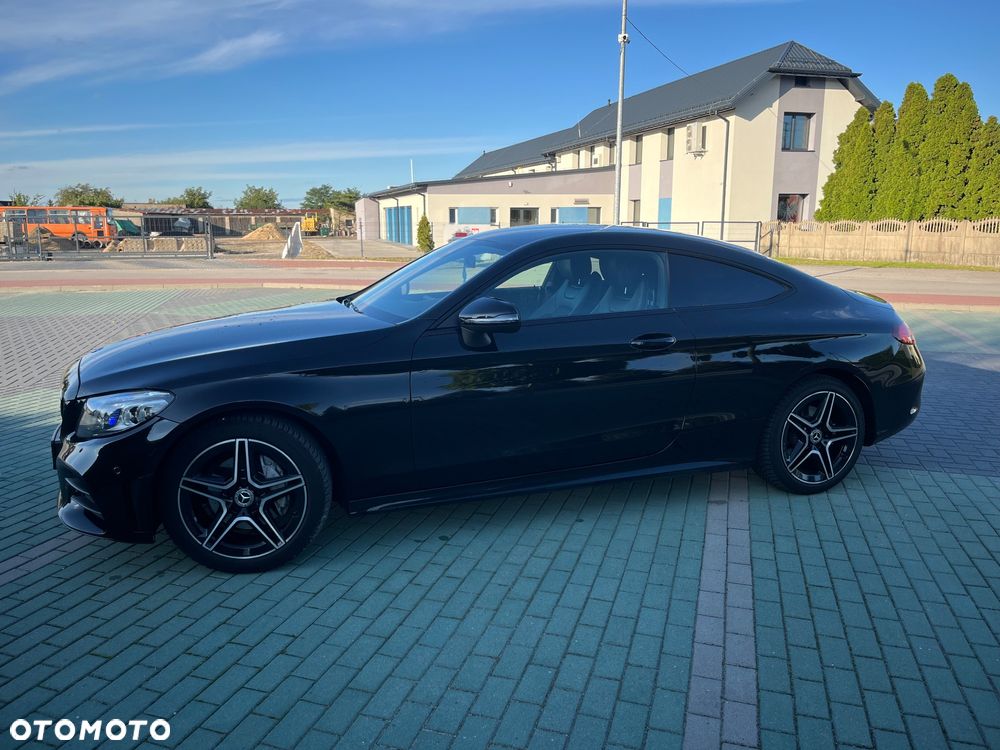 Mercedes-Benz Klasa C 200 4MATIC 9G-TRONIC - 9