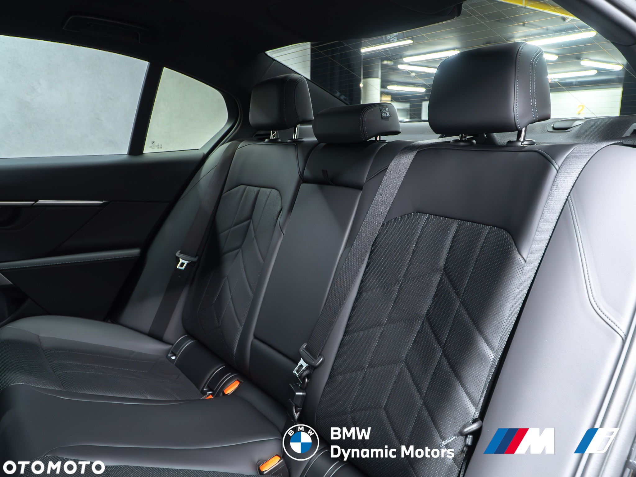 BMW Seria 5 520d xDrive - 25
