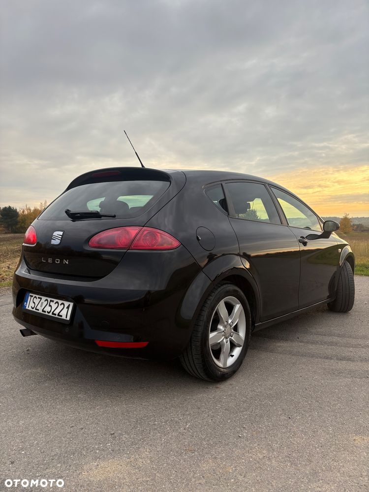 Seat Leon 2008 photo 3