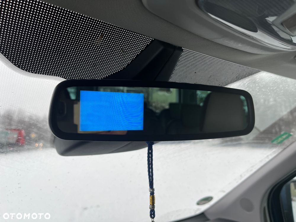 Ford Tourneo Custom - 10