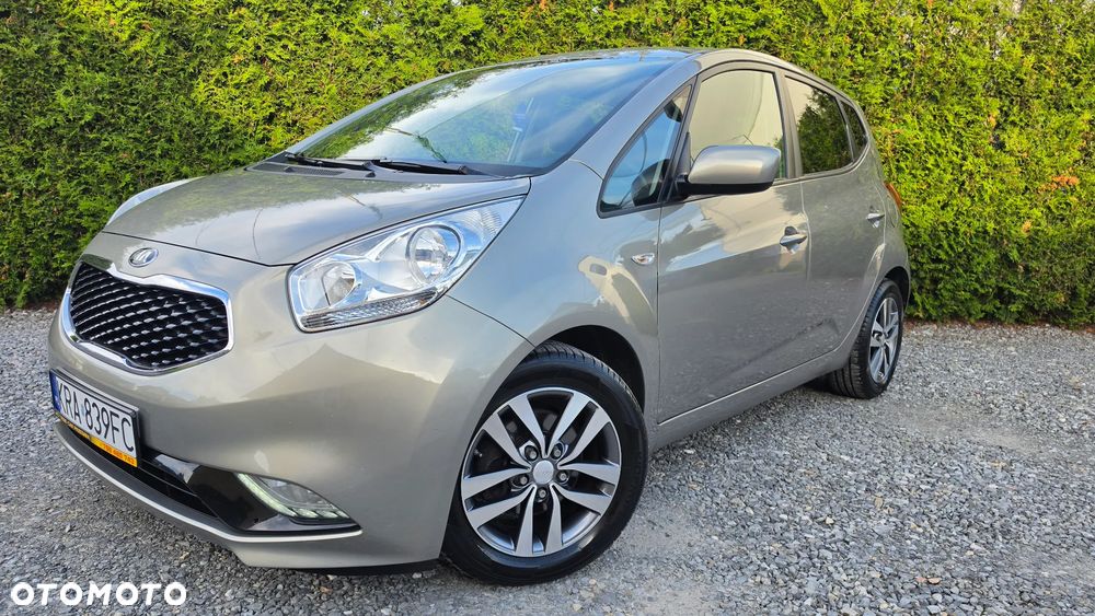 Kia Venga 1.4 CVVT Fifa World Cup Edition - 28