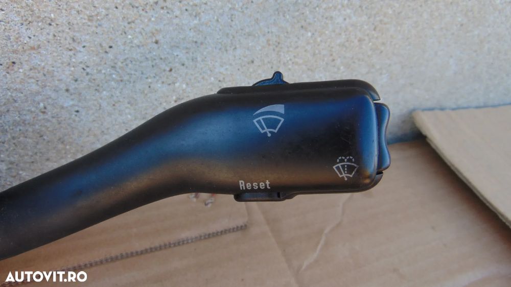 Maneta semnalizare/maneta stergatoare/banda volan Skoda Fabia 1 an 2006 cod 8L0953513G - 3