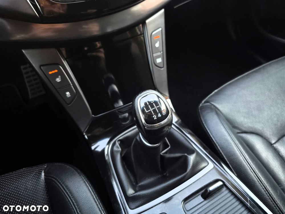 Hyundai i40 1.6 CRDi Comfort - 32