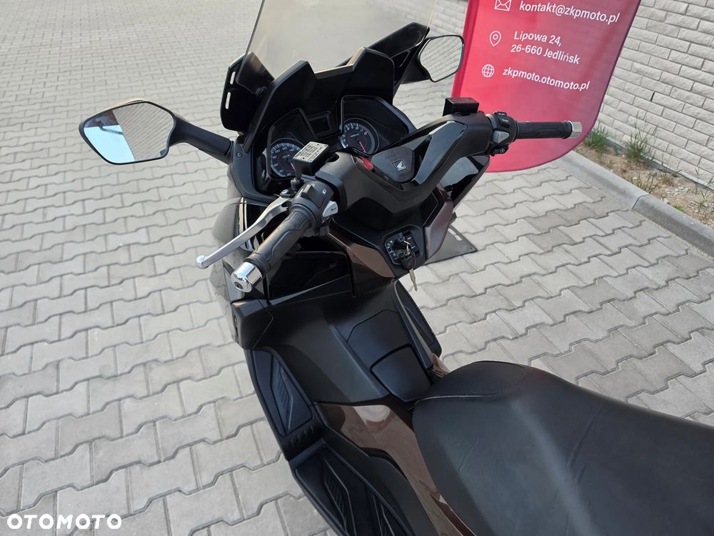 Honda NSS - 5