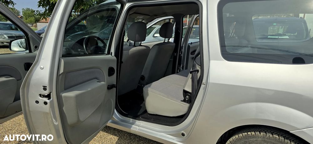 Dacia Logan Van - 11